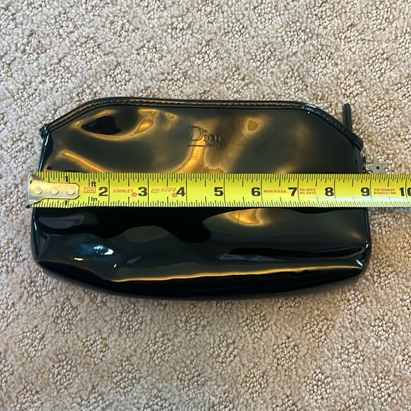 Christian Dior Beauté black patent cosmetic pouch bag - Picture 6 of 7